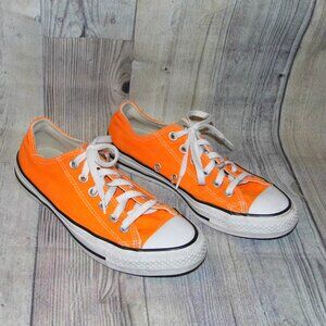 CONVERSE Chuck Taylor All Star OX Orange Sneakers Womens Size 7.5
